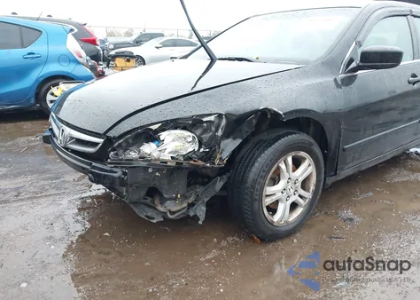 2007 Honda Accord 2.4 Ex z USA, uszkodzony, nr VIN 1HGCM55877A120879